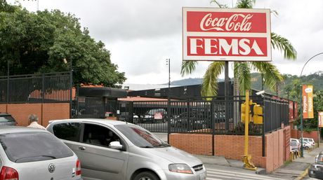 Coca-Cola recibirá primer despacho de azúcar