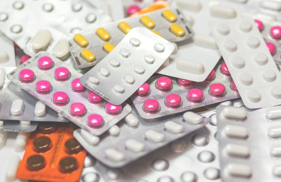 Más de 80% ha caído producción de medicamentos en Venezuela