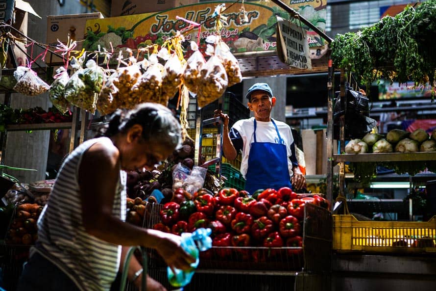 Marabinos necesitaron $275 para adquirir la canasta alimentaria en febrero