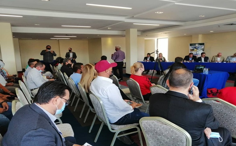 Falcón instaló 6 mesas de trabajo con el objetivo de presentar sus propuestas para un nuevo modelo de desarrollo económico