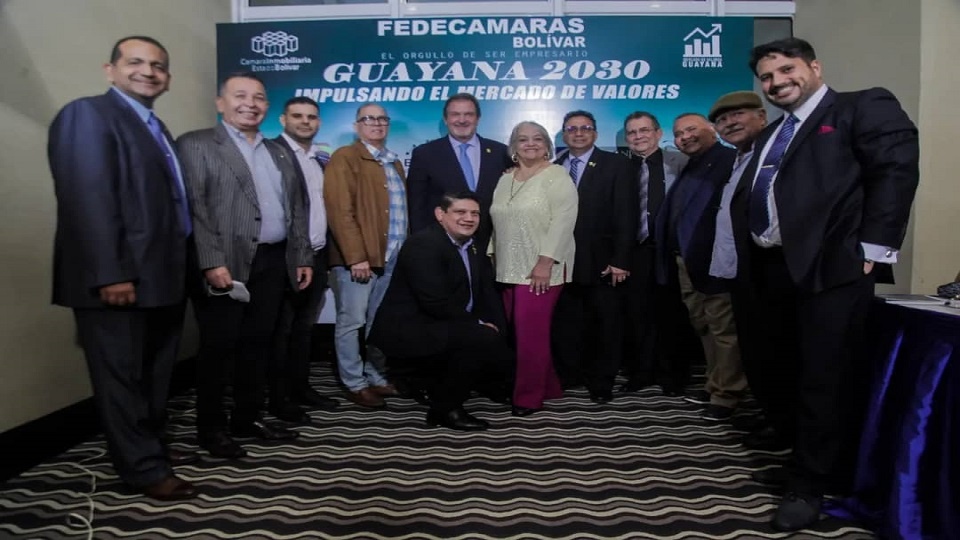 Empresarios de Bolívar aprendieron sobre el mercado de valores en foro Guayana 2030