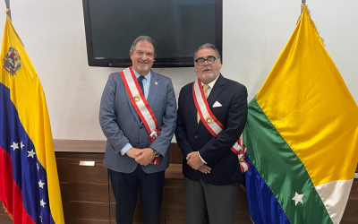 Adán Celis y Jesús Irausquín fueron condecorados por la gobernación del estado Nueva Esparta